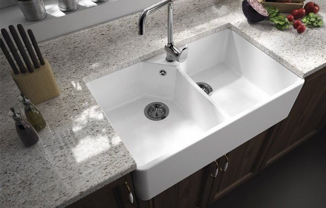 Turner Hastings Chester 80 x 50 Double Flat Front Fine Fireclay Butler Sink - Ideal Bathroom Centre7403No Grid